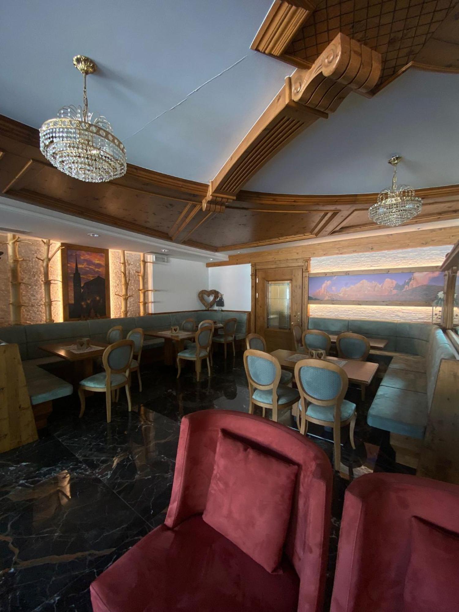 Family Hotel La Perla Fiera Di Primiero Zewnętrze zdjęcie